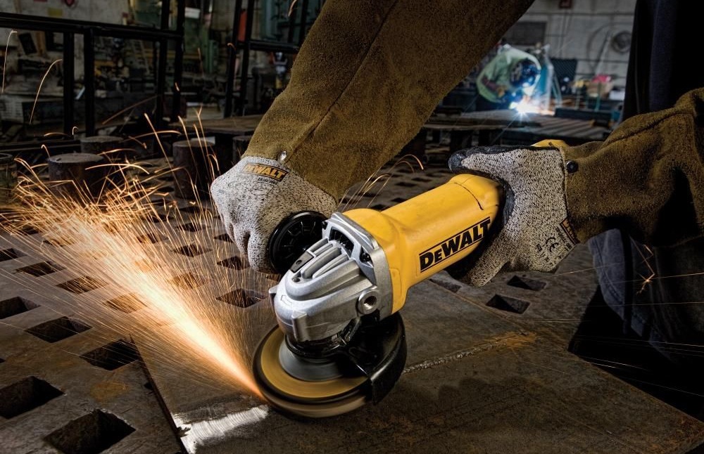 Amoladora angular DEWALT de 4-1/2" DWE402 - Imagen 4